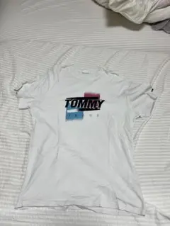 TOMMY HILFIGER ホワイト Tシャツ 半袖　S