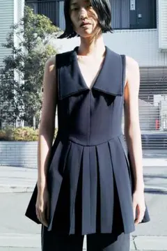 【新品未使用】ZARA プリーツカラーショート丈ワンピース ネイビー M