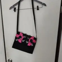 リボン装飾のショルダーバッグ
