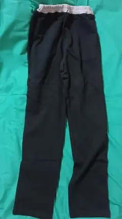 股上深め　裾リブロングパンツ
