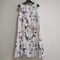 UNTITLED ノースリーブワンピース