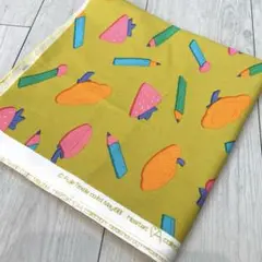 Heartart collection　レトロ　鉛筆　フルーツ　生地　布　はぎれ