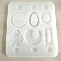 Item thumbnail for item 1b03607a-0beb-4e76-895a-e277dc53d67b