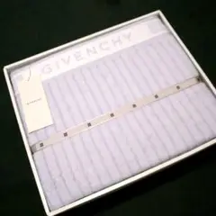 新品　ジバンシータオルケットGIVENCHY　エレガント薄紫パープル　レア検品済 新品 ジバンシータオルケットGIVENCHY エレガント薄紫パープル