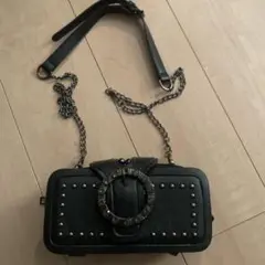 ブラック スタッズ付き ショルダーバッグ