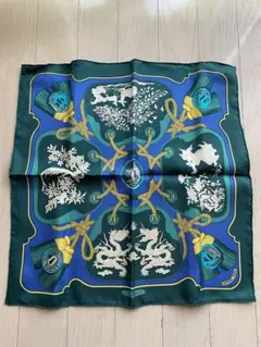 エルメス HERMES カレ42 TSUBAS 鍔 チーフ 緑