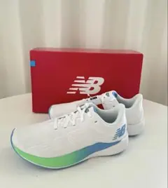 【新品未使用】ニューバランスダイナソフト完売品23.0㎝