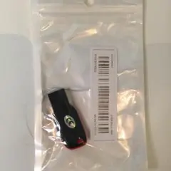 【新品未使用】USBフラッシュメモリ 32GB　黒/赤