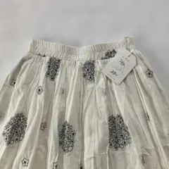 タグ付　ルピリアン　紫陽花　刺繍　 フレアスカート　インド製