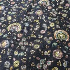 インド刺繍生地　幅約110cm×約55cm 　花柄