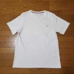 トミーヒルフィガー　Tシャツ