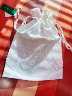レース　巾着バッグ