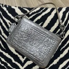 COACHミニポーチ