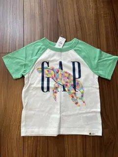 GAP カラフルTシャツ