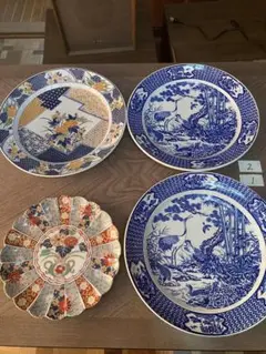 青白磁と色絵の大皿4枚と陶器3点セット