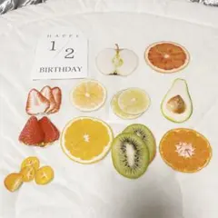 【カット済み】ハーフバースデー　ハーフカットフルーツ　月齢フォト