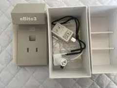 eBite3 充電器とUSBケーブル付き