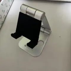 INOVA アルミ製折りたたみスマホスタンド