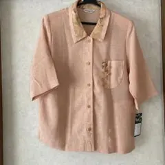 半袖シャツ 薄いオレンジ色