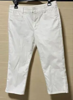 ホワイト スリムフィット チノパン