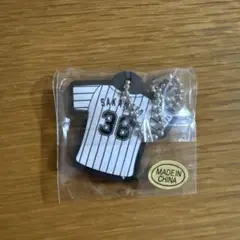 千葉ロッテマリーンズ　坂本選手のミニユニホームラバーキーホルダー