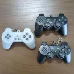 PlayStation 30周年記念 コントローラーキーチェーン 3個セット