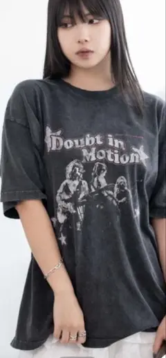 新品【Doubt in Motion 】オーバーサイズTシャツ バンドTシャツ