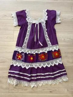メキシコ　オアハカ　民族衣装　花手刺繍　メキシカンワンピース　半袖　パープル