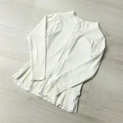 最終お値下げ　美品　フリル　長袖　ラッシュガード 120cm