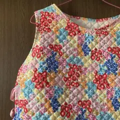 花柄キルティングベスト