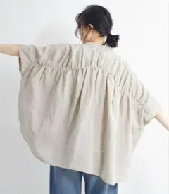 AUG オーグ　バックギャザーリネンシャツ　　プルオーバー
