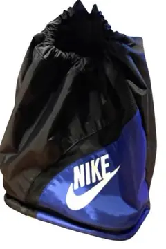 未使用 NIKE プールバッグ　シューズケースあり　ナップサックワンショルダー