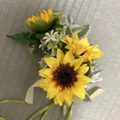 ケーキ入刀ひまわり装花