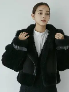 ボアスリーブフェイクムートン