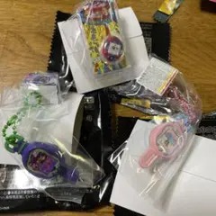 たまごっち　おかしなたまごボーロっち　パッケージチャームつき２