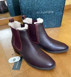 Item thumbnail for item f3657d2d-9a7a-4921-889d-0ddeffa2b0e7