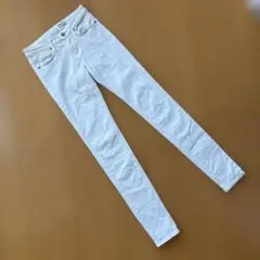 UNIQLO ユニクロ　スキニーフィトジーンズ　23（58.5）