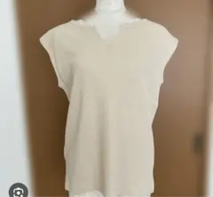 GU ワッフルキーネック ノースリーブ