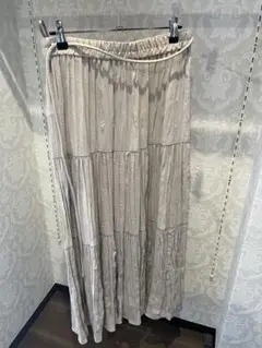 ロングスカート　白っぽいクリーム色　Lサイズ