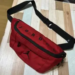 Item thumbnail for item fbd663df-d8e8-4939-8240-bfd4aeeec746