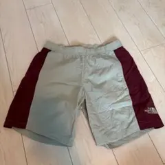 THE NORTH FACE ショートパンツ ベージュ/ワインレッド
