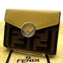 美品✨FENDI エフイズ 三つ折り財布 FFズッカ サークルロゴ エンボス 黄