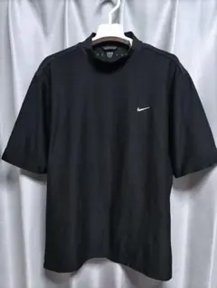 ナイキゴルフ　モックネック　黒