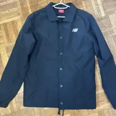 New Balance 黒 マウンテンパーカー