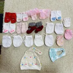 ベビー用靴下とミトンと帽子セット