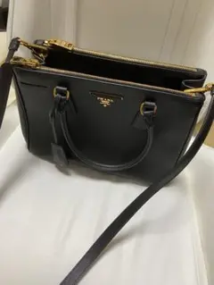 PRADA バッグ ブラック 超美品