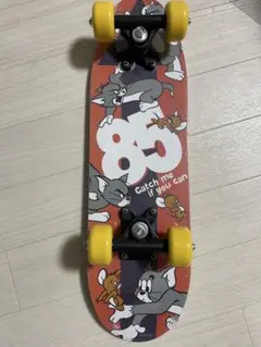 トムとジェリー スケートボード 85