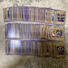 遊戯王　初期200枚以上まとめ売り