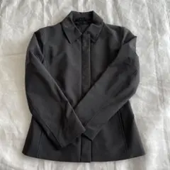 プラダジャケット もはやヴィンテージ❣️ 便利です! あったかく、かっこいいです!