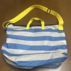 青と白のストライプ プールバッグ